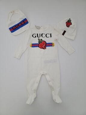 Gucci White Baby Footie, Hat, Bib Set with Strawberry Graphic 6/9 m